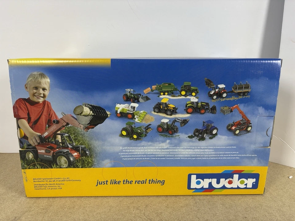 1/16 Massey Ferguson 7624 Tractor by Bruder 03046 - Image 4 of 4