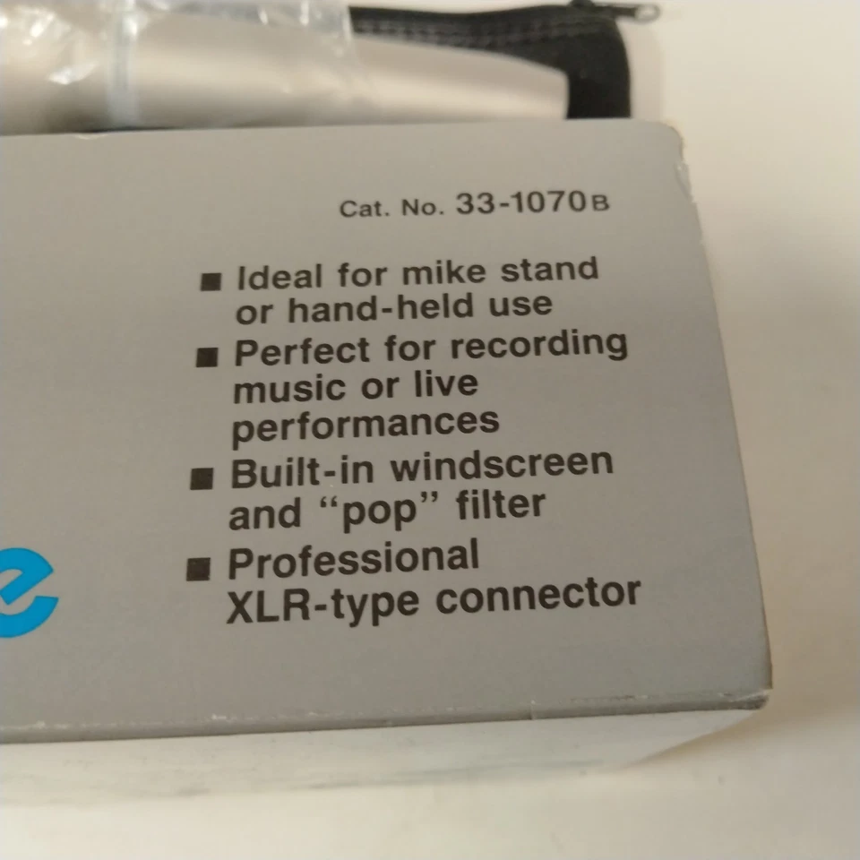 Realistic Super Omnidirectional Dynamic Microphone Catalog Number 33-1070b Vtg - Image 2 of 4