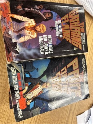 Lot 4 book Mageworlds Gathering Flame Price of Stars Starpilot's Grave By Honor