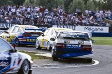 Will Hoy Williams Renault Dealer Racing Renault Laguna leads - 1996 Old Photo