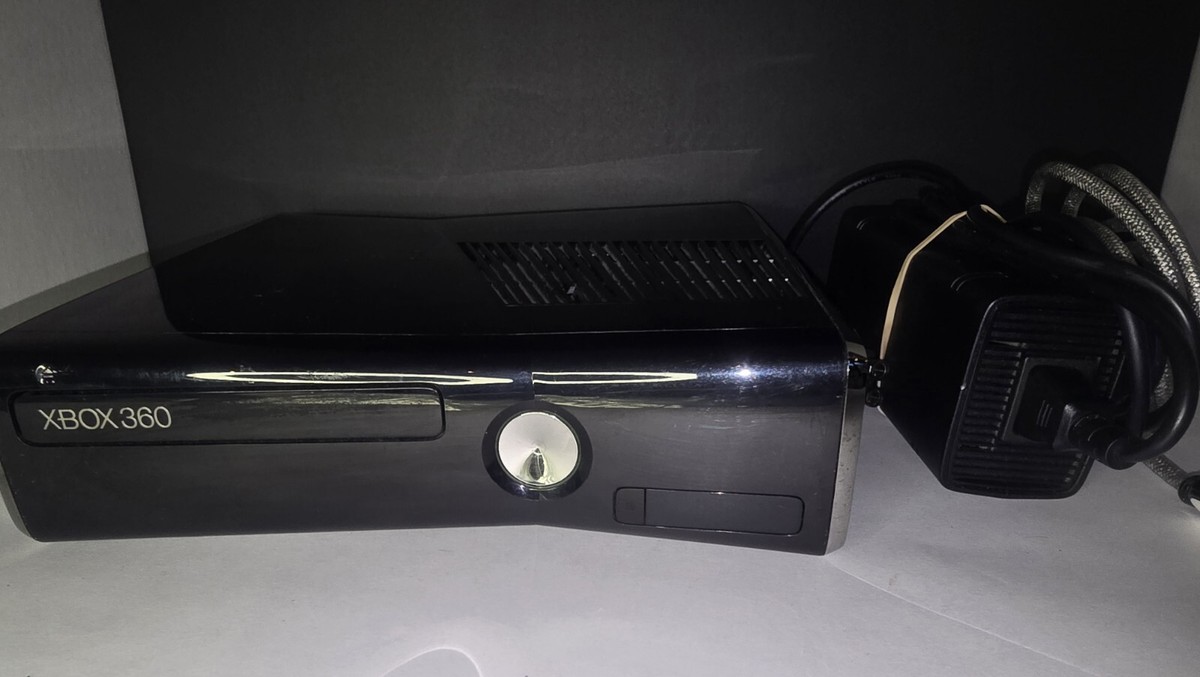 Microsoft Xbox 360 S Slim Console 250GB Console w/Power TESTED | eBay