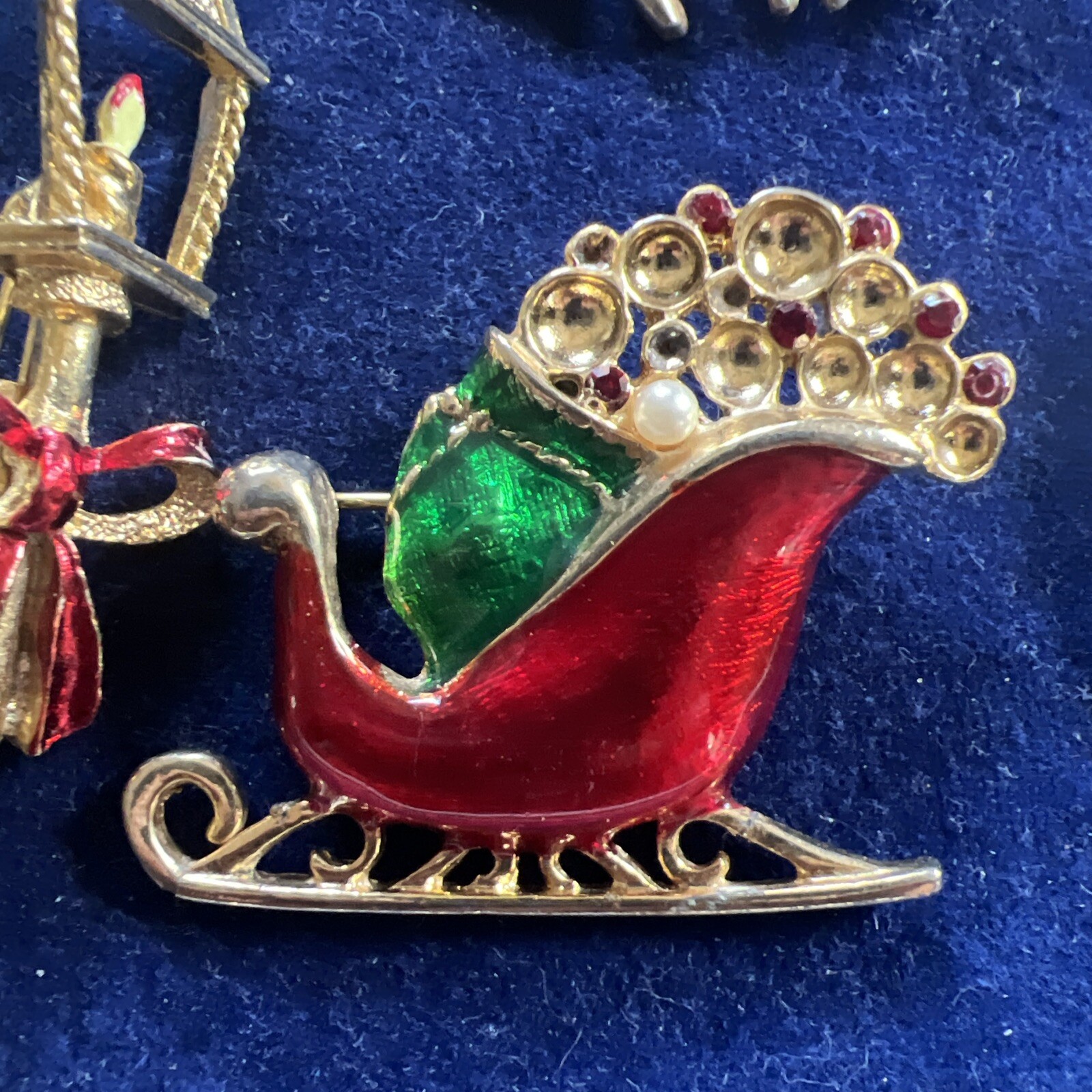 Assorted Brooches Missing Enamel Or Rhinestones M… - image 5