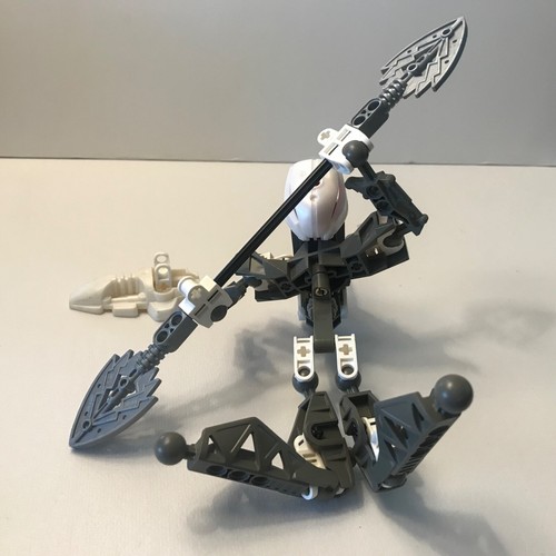 LEGO BIONICLE: Rahkshi Kurahk (8588) Not Complete - Picture 9 of 9