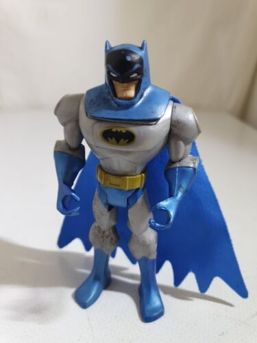 DC Comics Brave & Bold  BATMAN (BRUCE WAYNE) Removable Mask (13cm) figure RARE - Picture 1 of 14