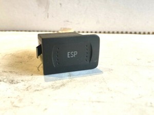 VW Golf 4 1,9 TDI Bj.00 / gebr. ESP Schalter 1J0927134A #622