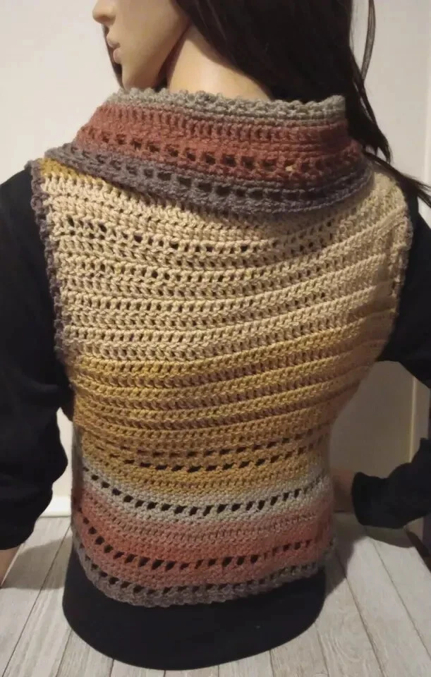 crochet womans handmade boho top vest festival shrug s/medium centaur brown - Image 3 of 3