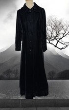 Candi Wrap Size 14 Vintage Velvet Maxi Opera Goth Witch Union Made Coat 70  s