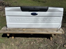 Ford 2017 - 2022 Oem F250 F350 Super Duty Tailgate New To White No Camera Ford 2017 - 2022 Oem F250 F350 Super Duty Tailgate New To White No Camera
