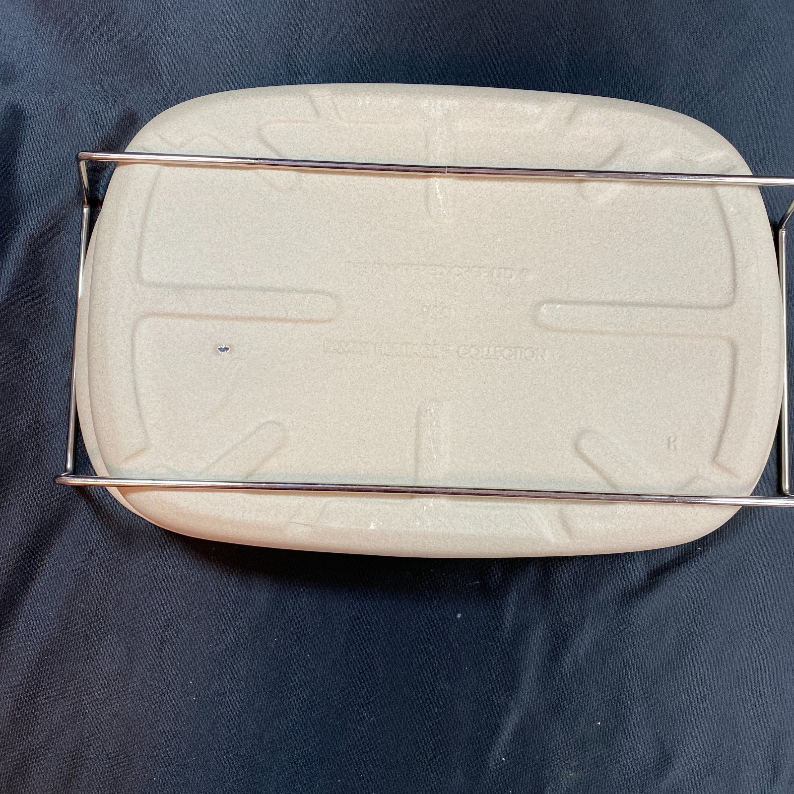 Pampered Chef Rectangular Stone 9x13 Baker New w/Box + rack small mark on bottom