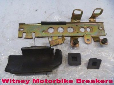 YAMAHA FAZER FZS600 BRACKET IGNITION COIL FUEL PUMP MOUNT STAY FZS 600 2001-2003
