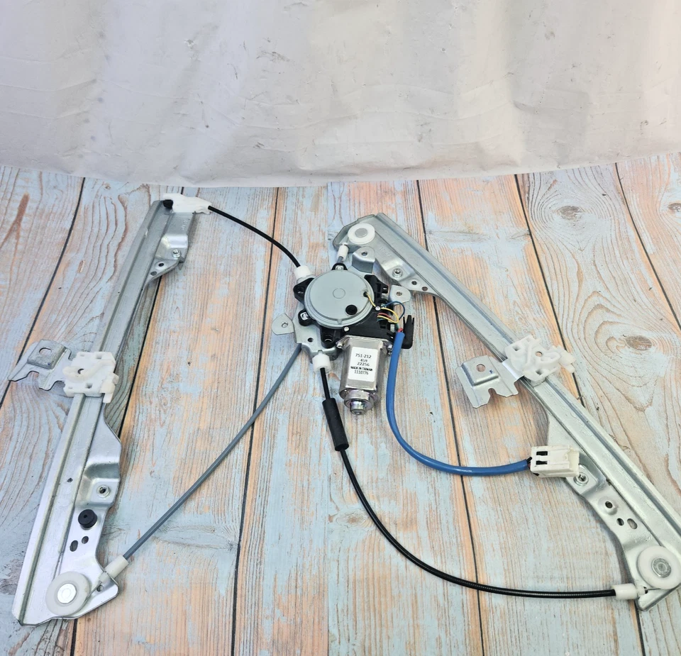 Dorman 751212 For 02-06 Nissan Altima Front Right Power Window Regulator w Motor - Image 4 of 4