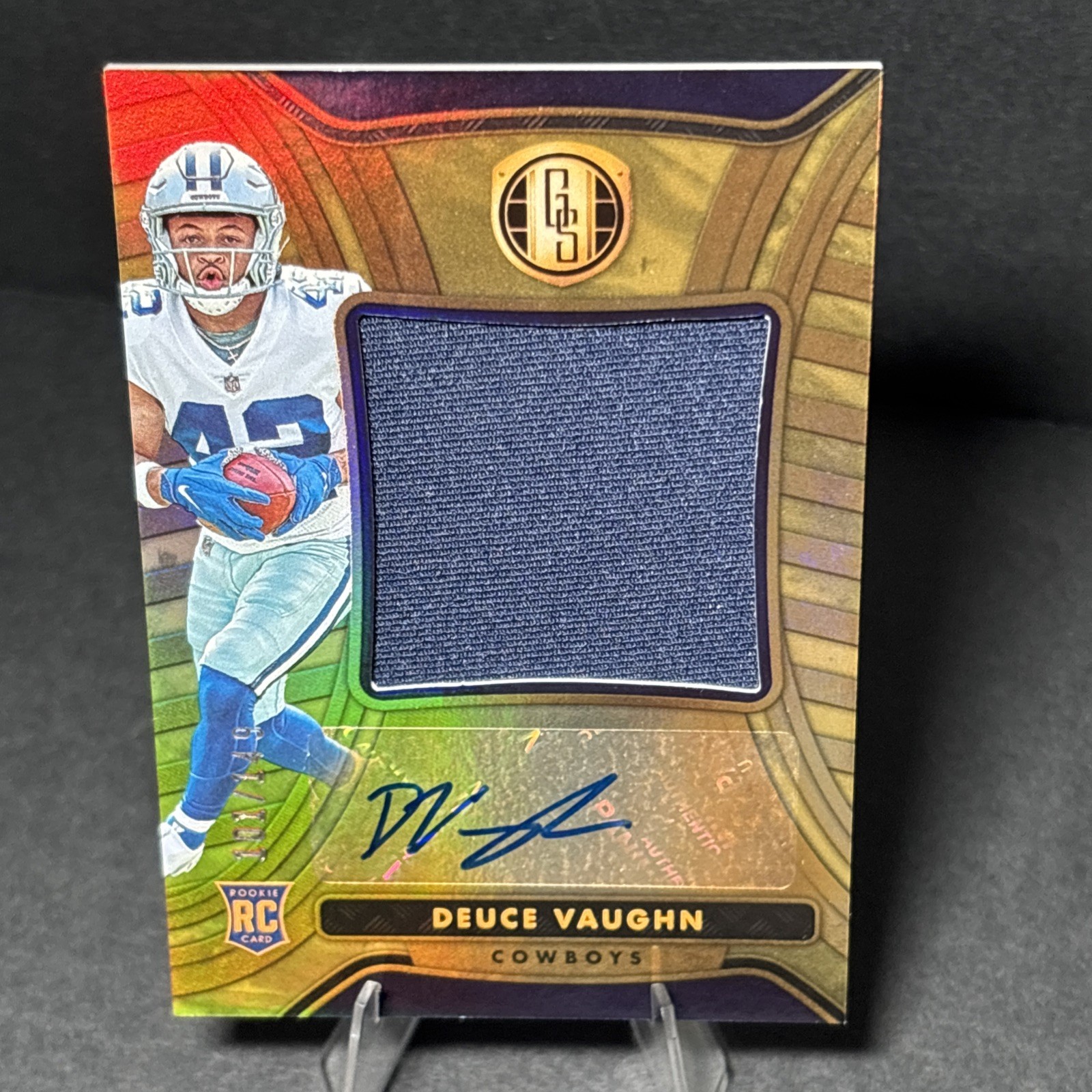 2023 Gold Standard Deuce Vaughn Rookie Patch Auto /149 RPA Cowboys #RAJ-8 🔥🏈 view 3