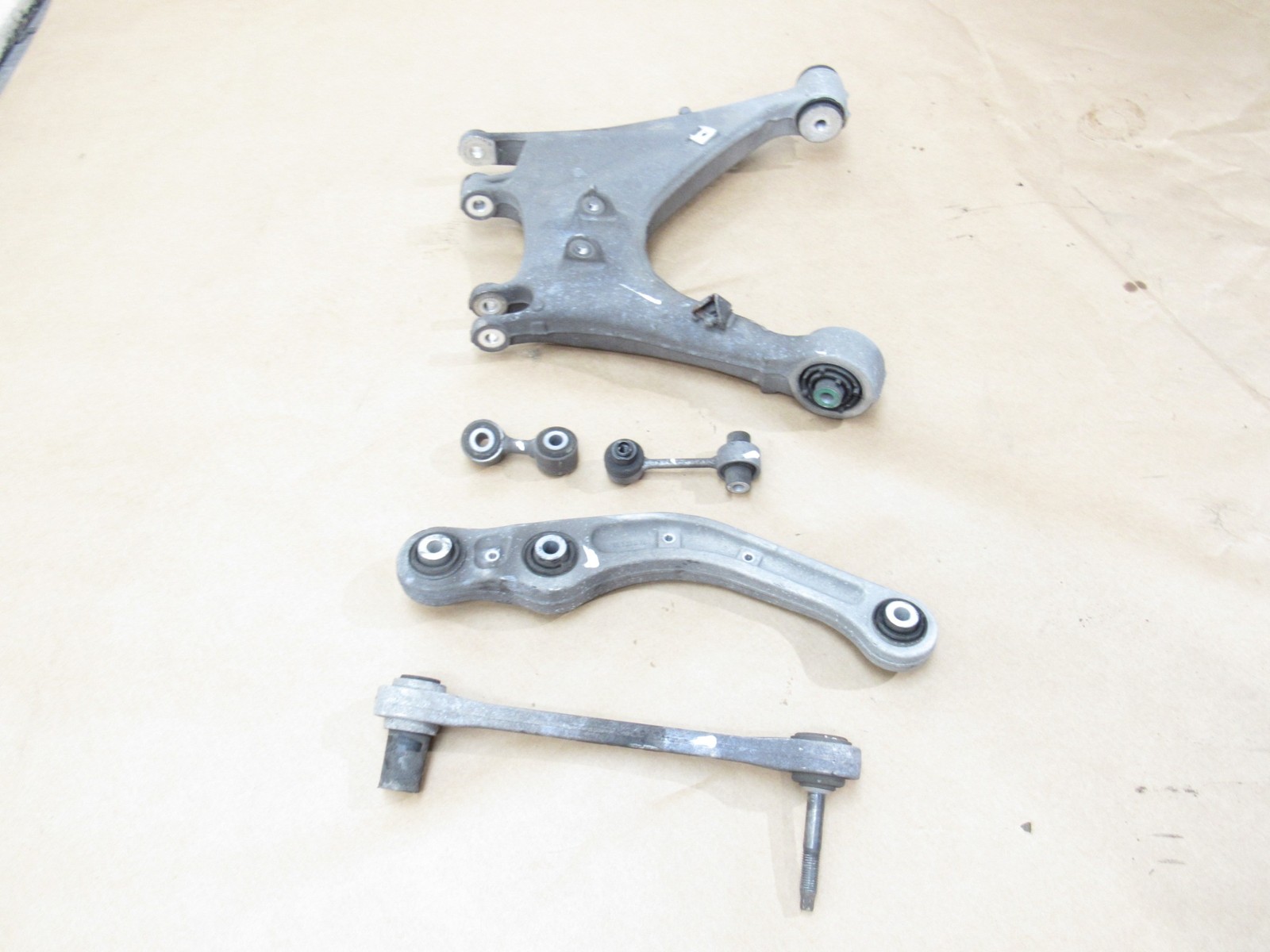 Bentley Continental GT 2012 6.0L AWD Rear Left Control Arm Set 5 PCS 11-18 ;#3
