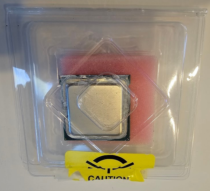 Intel Core 2 Duo E6550 Dual-Core CPU 4M Cache - 2.33GHz - 1333MHz