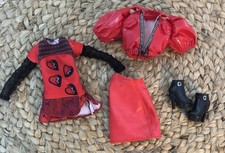 Disney Descendants Rise Of Red Fashion Doll Outfit Accessories