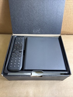 AT&T DirecTV Player Box Part# C71KW-400 With Remote - In Original Box - Clean