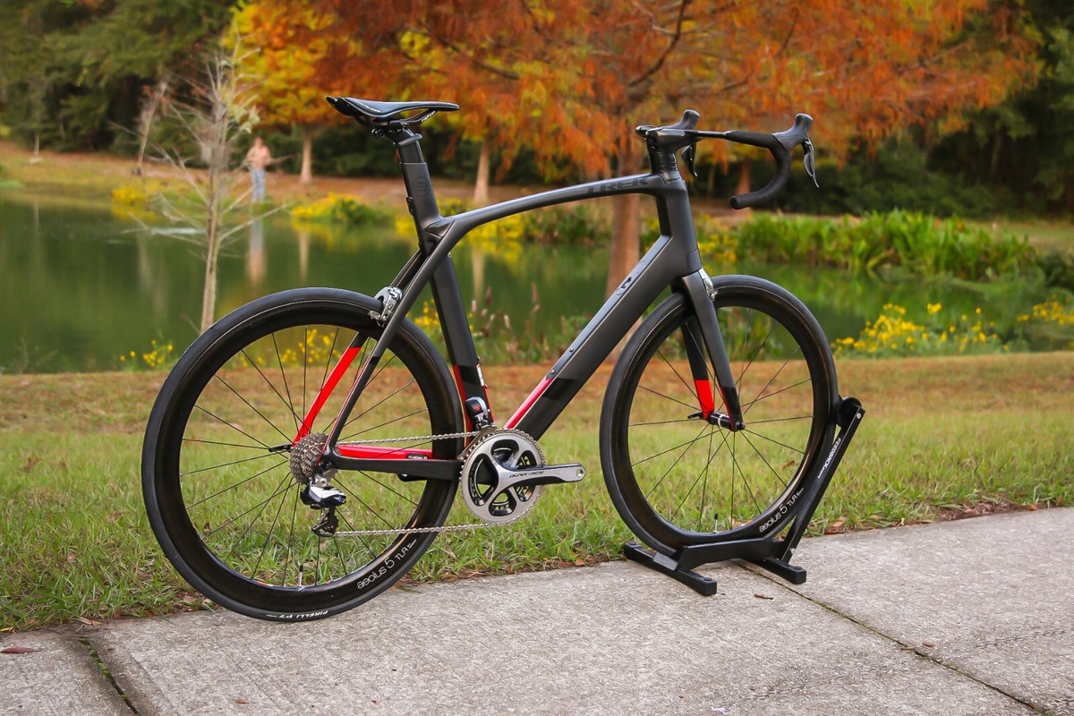 62 cm 2017 Trek Madone Di2- 16lbs- Race wheels- $12,000