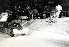 Paddy Hopkirk And Henry Liddon With Their Austin Mini Cooper 1966 OLD PHOTO