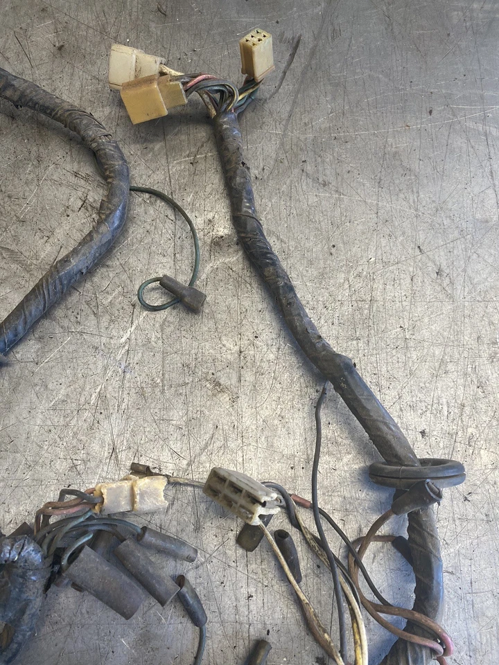 Arnés de cables del motor Datsun Roadster 1600 1969 1970 Foto 2 de 4