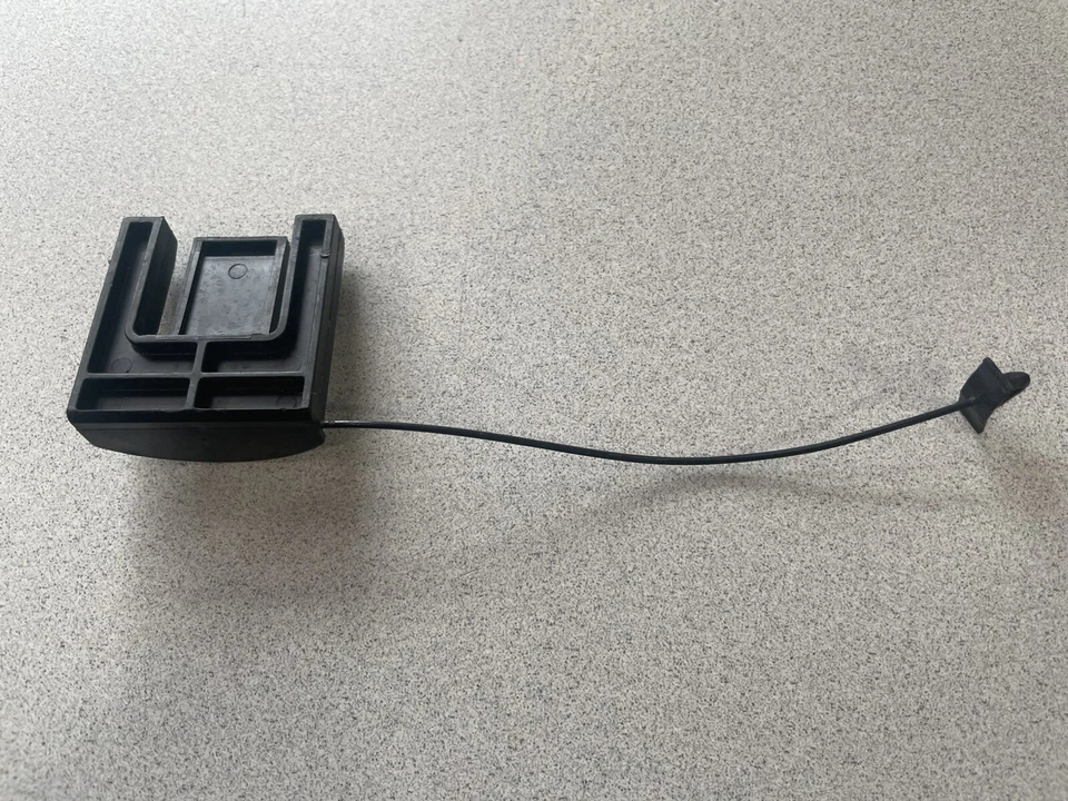 Mercedes-Benz ML320 1998-2003 ~ CUBIERTA DE BATERÍA CUÑA ~ A1636280080 ~ PIEZA OEM Foto 2 de 4