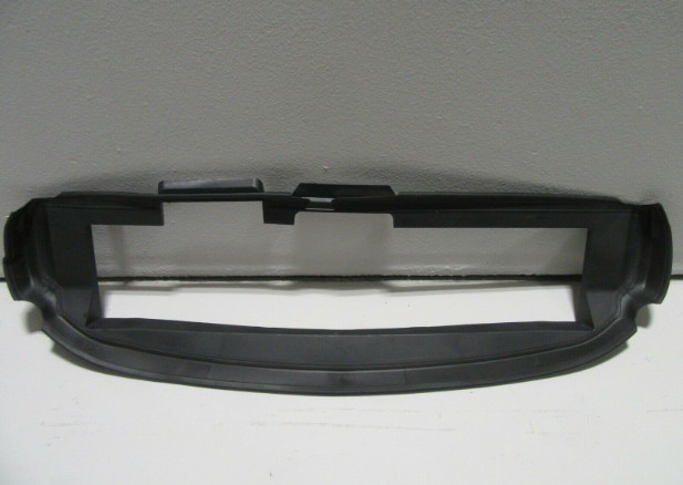 Conduit d'air supérieur de pare-chocs avant pour MB GLA H247 A2478852400
