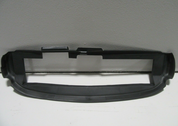 Neu MB GLA H247 Frontstoßstange Oberes Luftkanalsegment A2478852400 Original