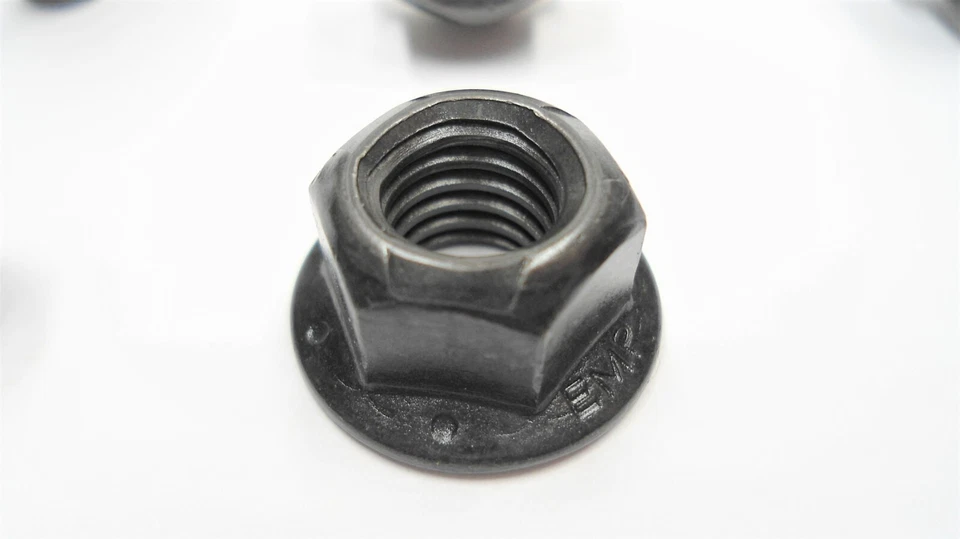 (GRADO 8) PERNOS/TUERCAS TRAVESAÑO + TORNILLOS INT! PARA TODAS LAS PASTILLAS GM '73-87 C10 ETC Foto 4 de 4