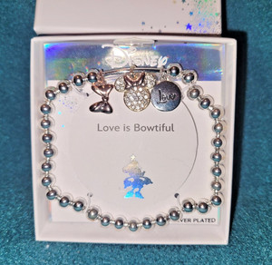 New Disney LOVE is BOWTIFUL Silver Bead Charm Bracelet Minnie Mouse Bow Stretch