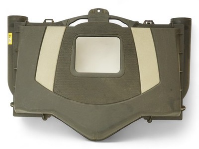 2010 - 2011 MERCEDES BENZ S CLASS W221 3.5L ENGINE CLEANER COVER BOX MOTOR OEM