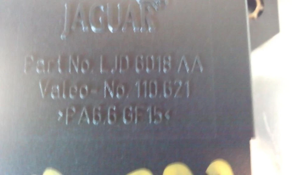 Colector de escape derecho pasajero sin válvula Egr compatible con 99-03 XJ8 340177 Foto 2 de 4