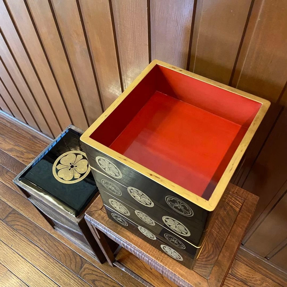 Jubako Bento Box Japanese Wajima lacquer fourtiered box eightsun with fixed cres