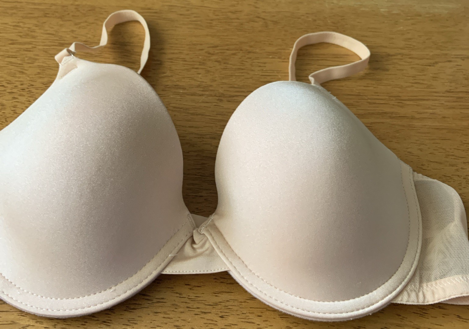 New Without Tags Primark T-shirt Padded UnderWired Bra Beige 32D
