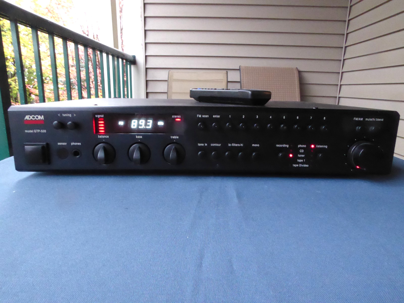 GTP-500 Tuner/Preamp includes PHONO input Nice!