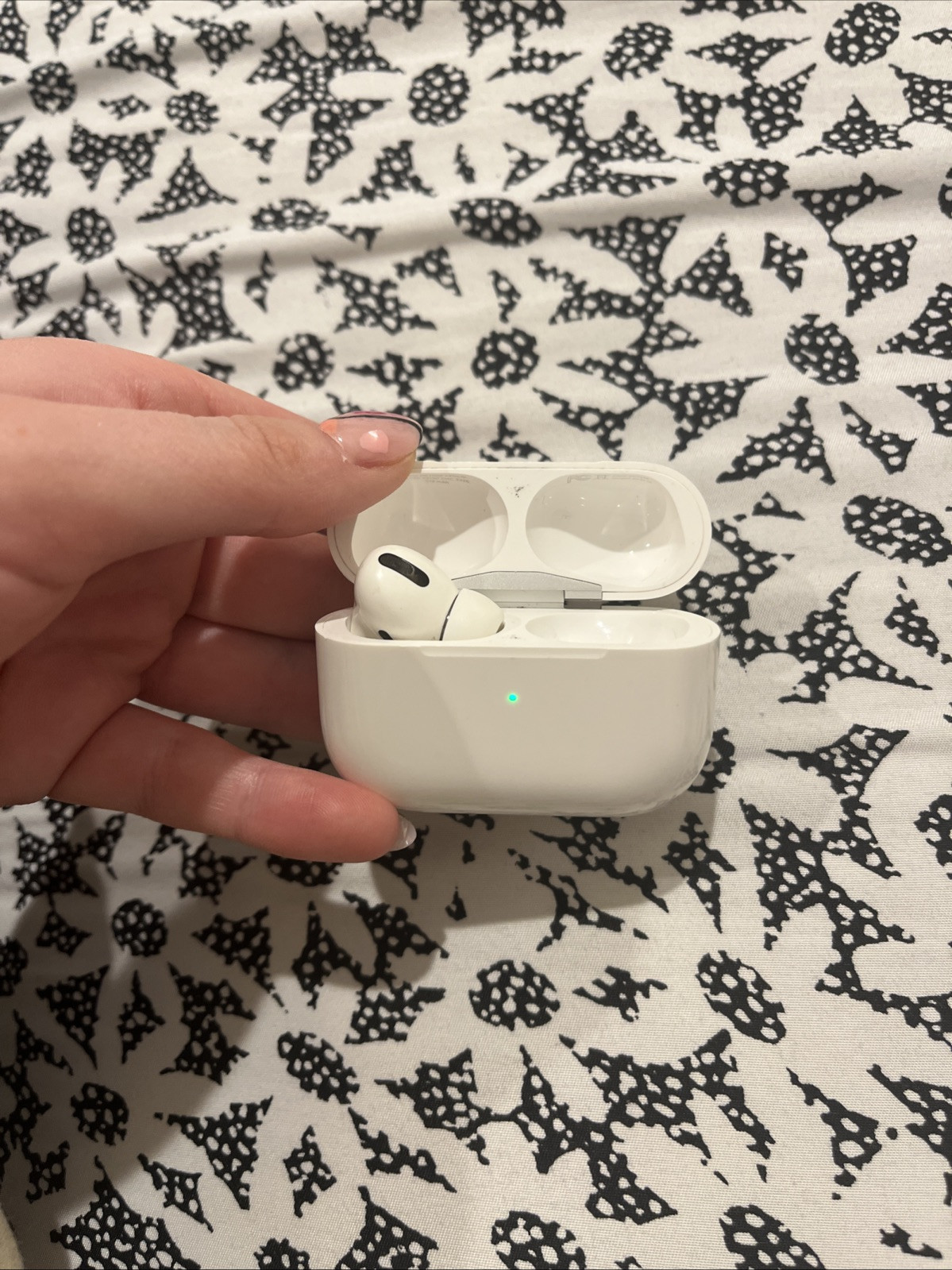 Apple AirPods Pro Left Earpiece with Charging Case  -image