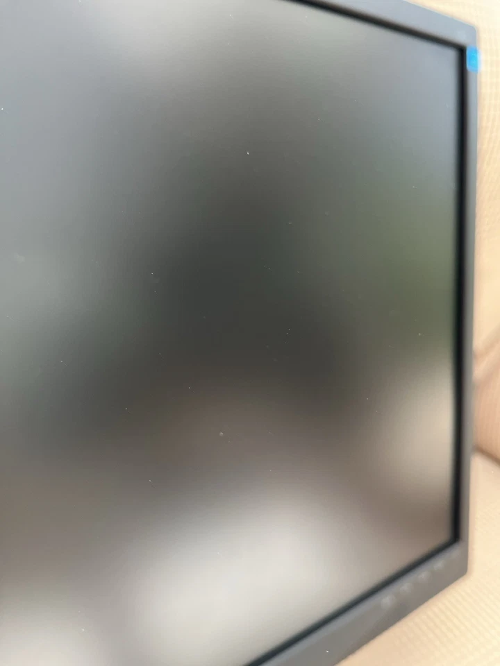 Philips S-Line 19S4LA (19 inch) LED Backlit LCD Monitor w/ SmartImage Tilt Stand - Image 4 of 4