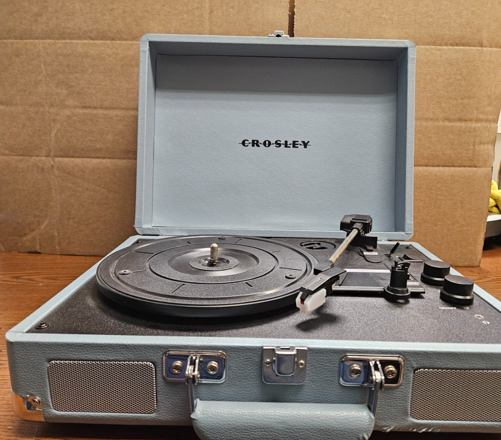 Crosley CR8005DTN Vintage Stereo Turntable Untested As-Is See Photos  