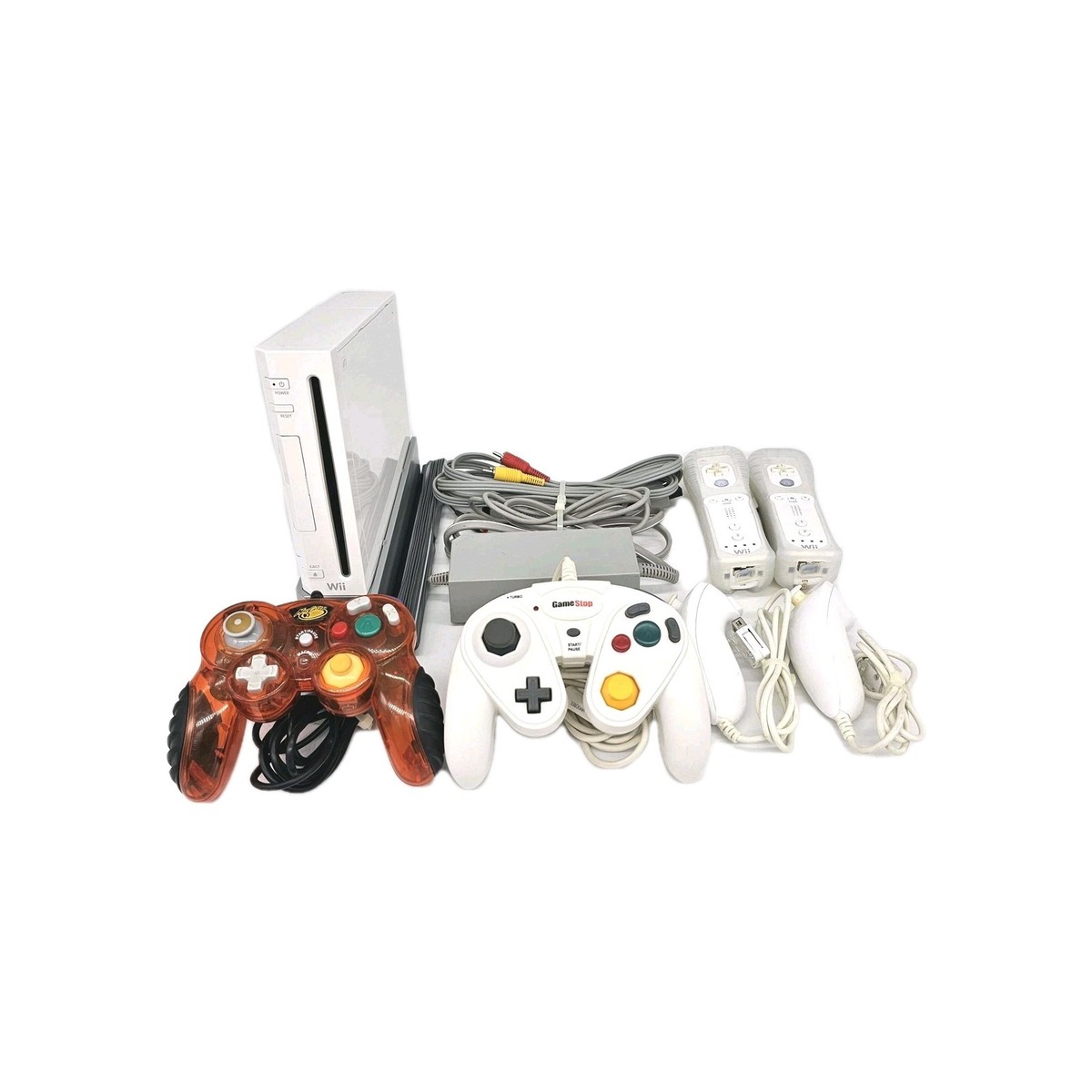 Nintendo WII GameCube Console 2 Player Bundle With GameCube