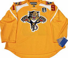 NWT-SM  MATTHEW TKACHUK FLORIDA PANTHERS 2025 STANLEY CUP RBK PRACTICE JERSEY
