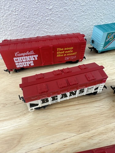 LIFE-LIKE HO Campbell Soup Promotional 7 Car Diesel Freight Train Box Cars - Picture 8 of 15