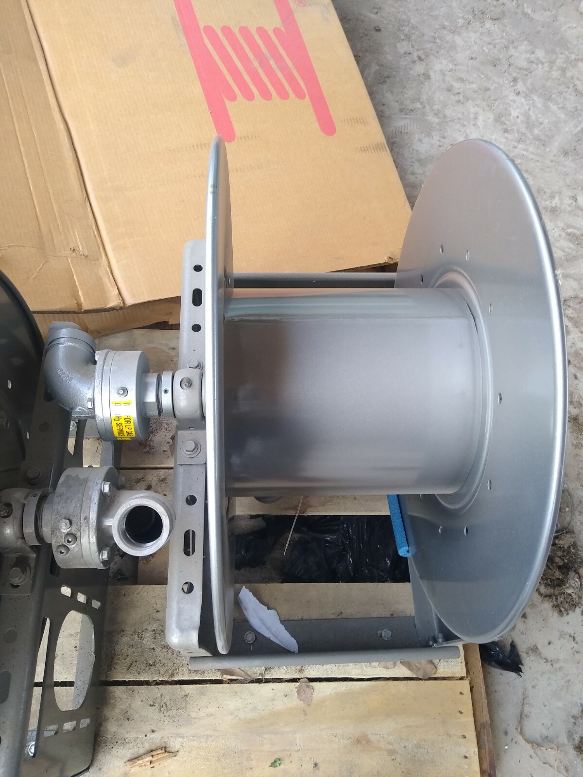 Hannah Manual Hose Reel