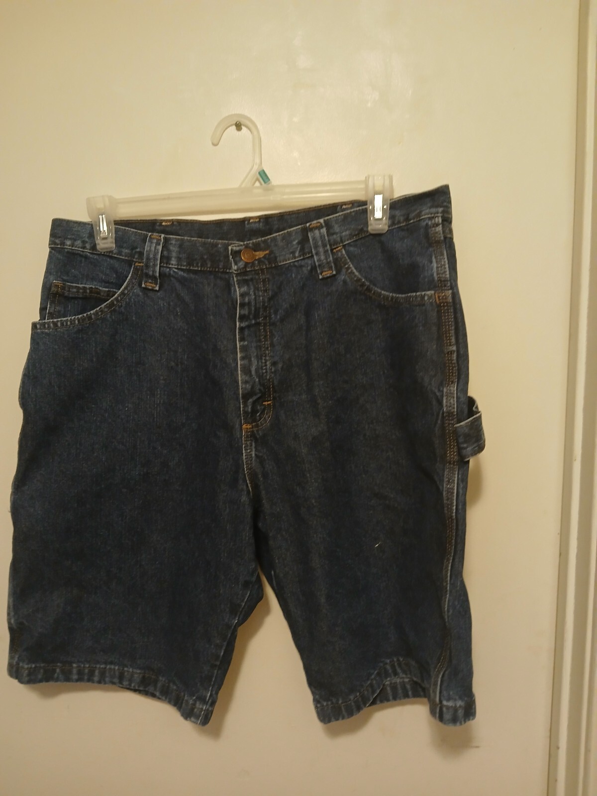 Picture 1 of 7