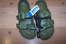 Boys Beach Ppool Slide Sandals Shoes Comfy Green CAMO SZ LG 2/3