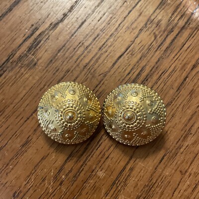 Vintage Natori Goldtone Earrings Clip on