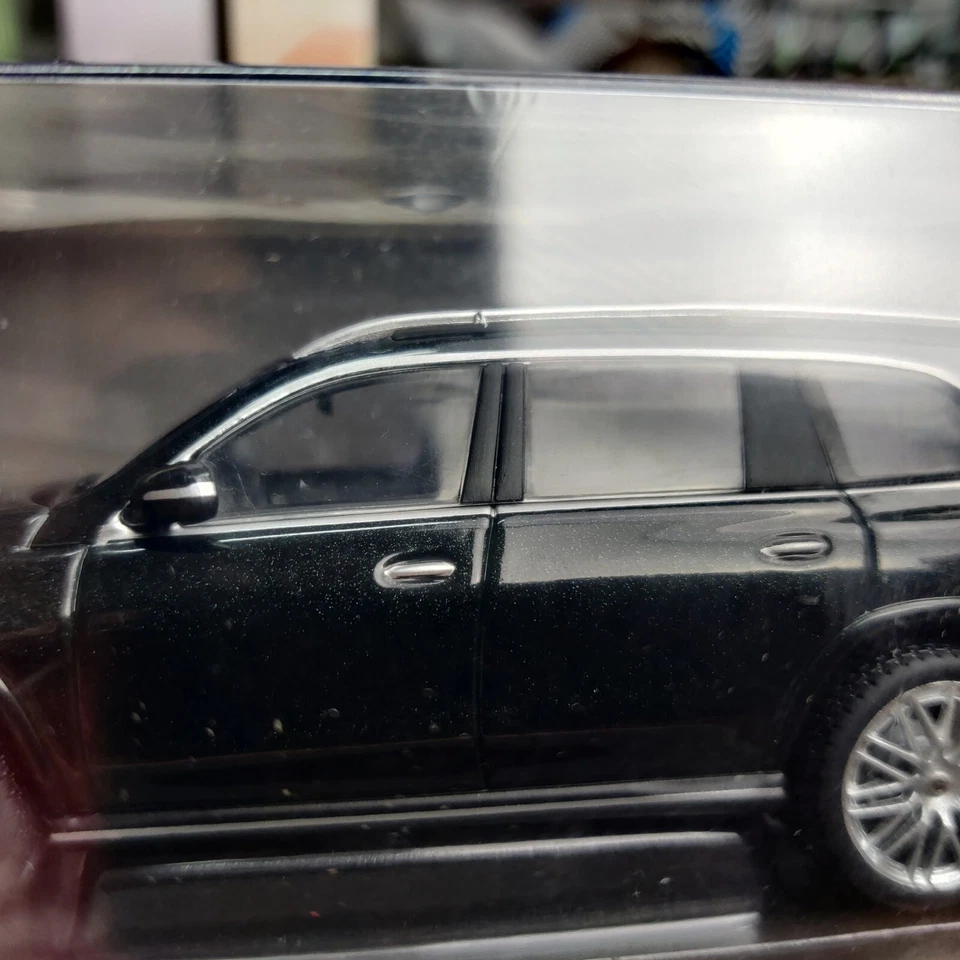 SOLIDO BLISTER MERCEDES-BENZ GLS AMG VERDE 2020 1:43 N.B S4303904 AVC - Immagine 4 di 4