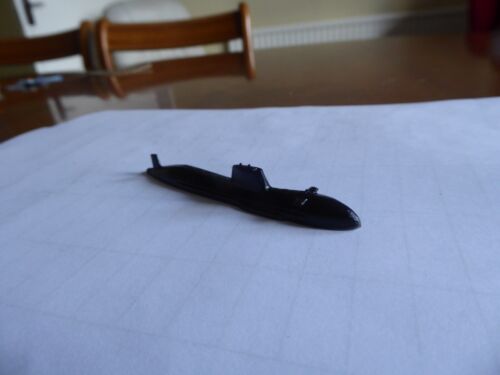 Astute Class submarine in 1200 scale from Triang Minic Ships Series 4 Metal - Picture 10 of 12
