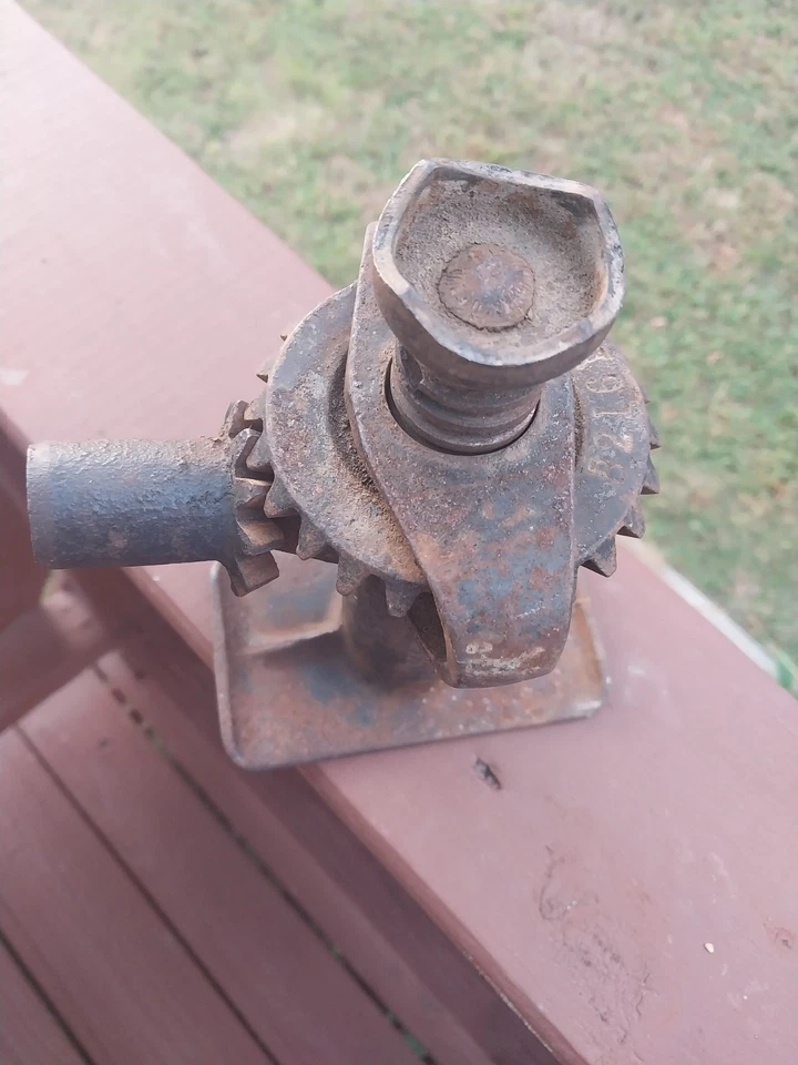 Camión Ford Chevrolet de 1900 a 1930 antiguo Jack Car HECHO EN EE. UU. USADO EN EXCELENTE ESTADO funciona OEM Foto 2 de 4