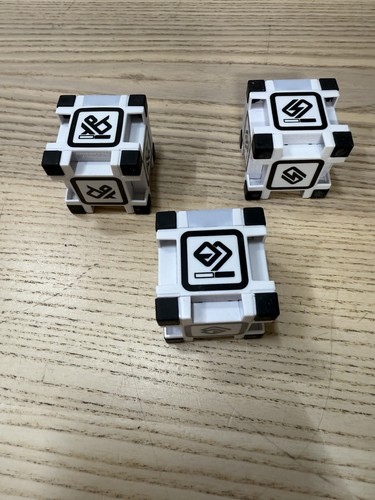 Anki Cozmo Set Of 3 Replacement Cubes Blocks Toy Genuine - Picture 8 of 13