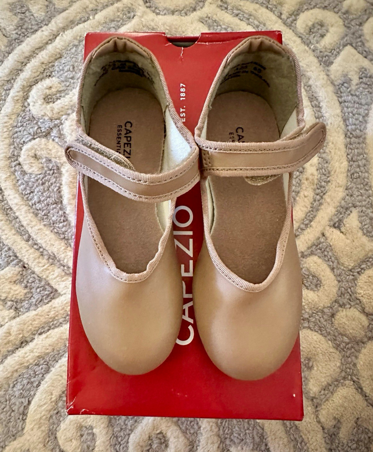 Capezio Essentials V725C Beige Tap Dance Shoes Mary Jane Strap Toddler  9.5M NEW