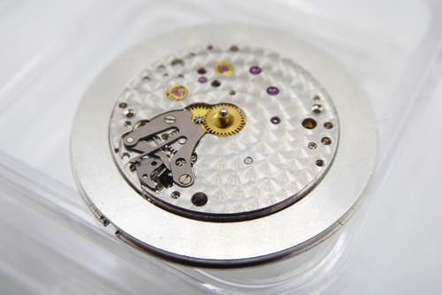Rolex Cellini 1601 a hand wound mechanical movement