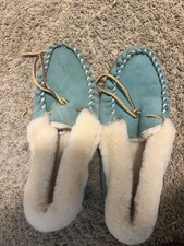 L.L. Bean Women's Moccasin Slipper Size 10